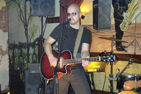 GoldhouseLouis08